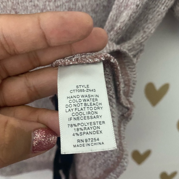 One ❤️ clothing crop top - Picture 4 of 5